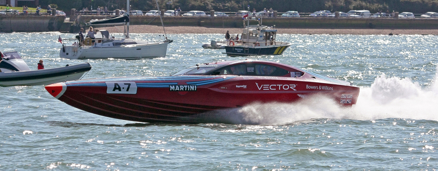 cowes torquay powerboat race 2024